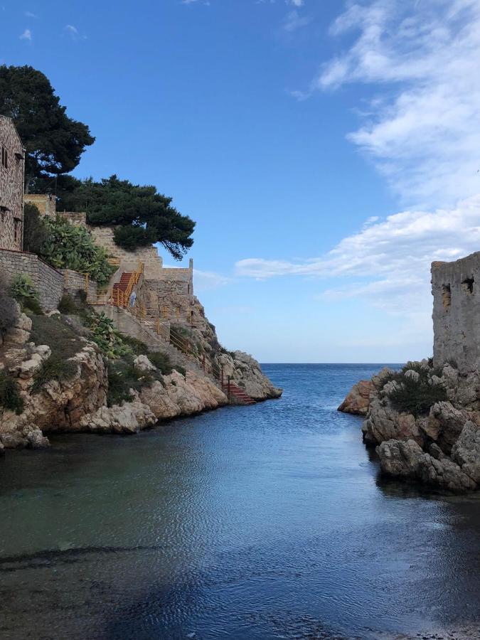 Casa Vacanze Da Maurizio Santa Flavia Luaran gambar